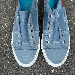 Blowfish slate blue w9 sneakers canvas